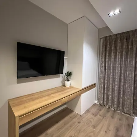 Aia & Apartment