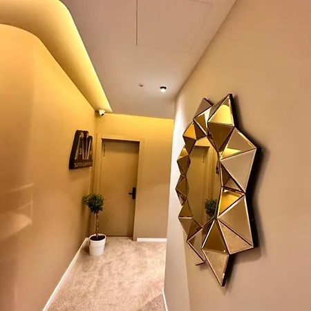 Aia & Apartment *