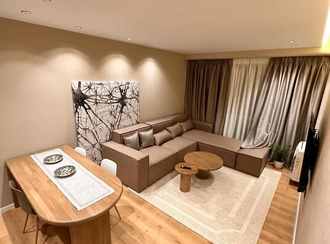 Aia & Appartement Tirana