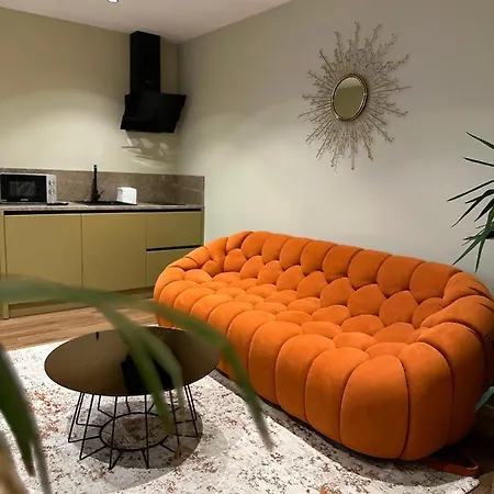 شقة Aia & تيرانا